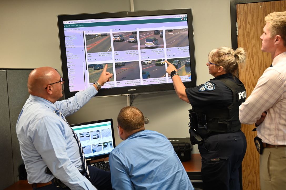 B7A10D90-B0EF-496E-A120-3EF4F1CD0E66_1_105_c